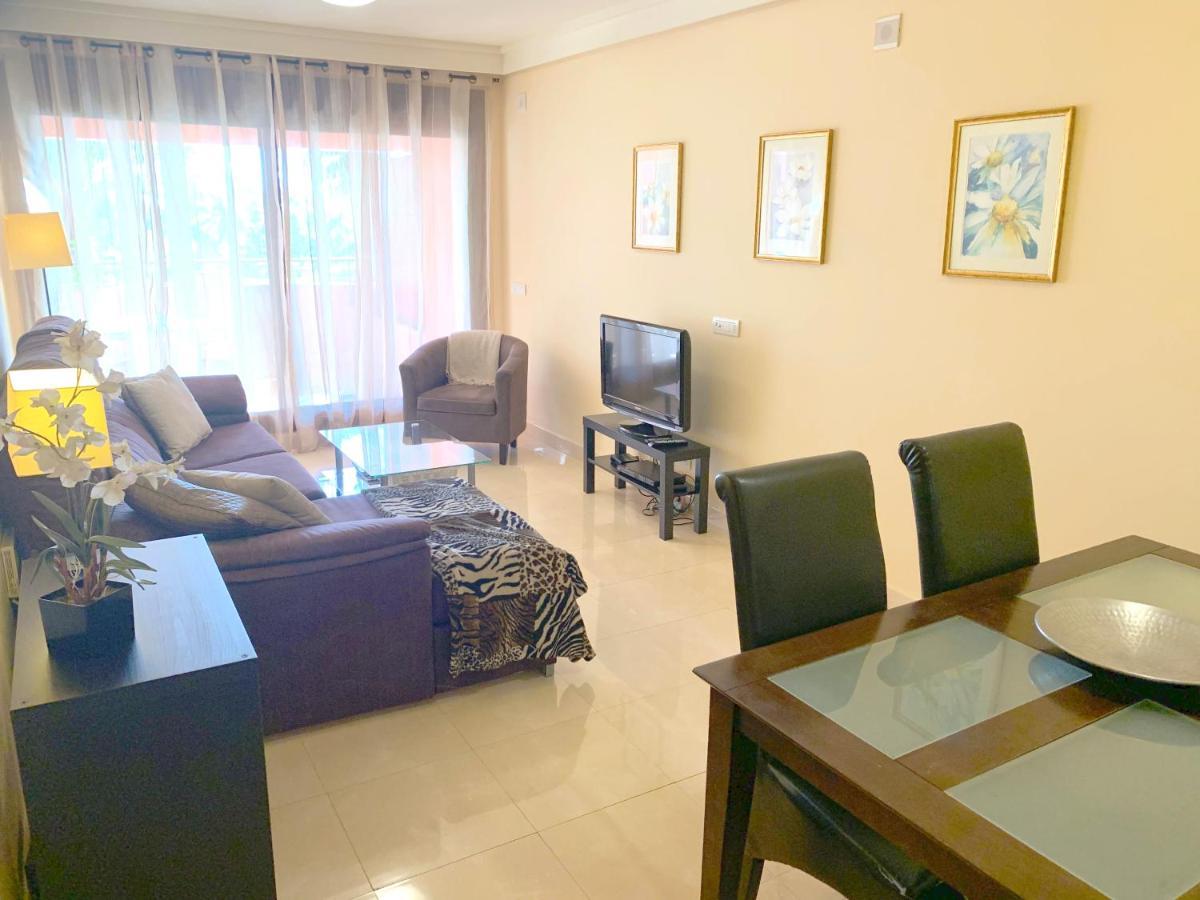 Salinas. Apartment For 4. Terrace/Parking/Pools/Gym/4Mins Beach เอสเตโปนา ภายนอก รูปภาพ