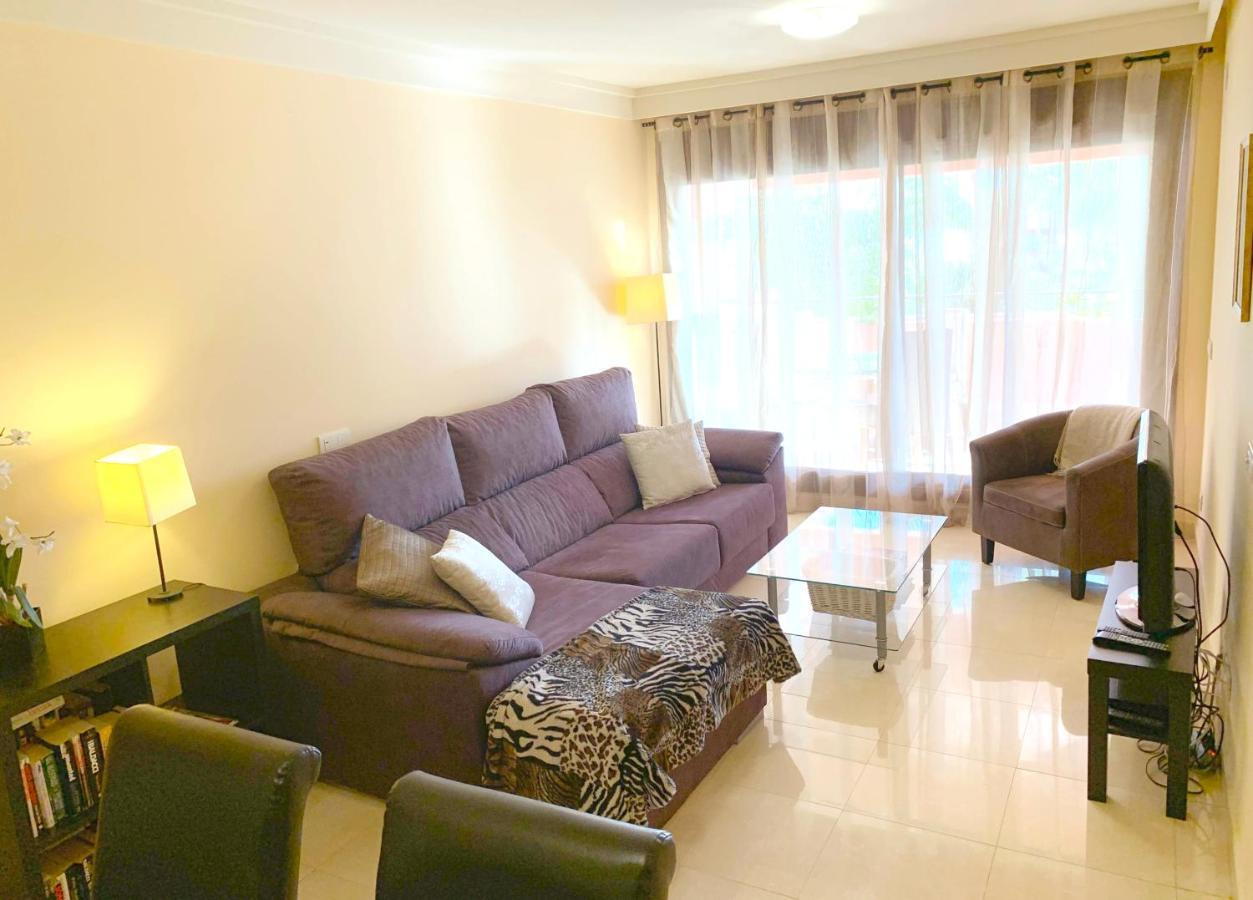 Salinas. Apartment For 4. Terrace/Parking/Pools/Gym/4Mins Beach เอสเตโปนา ภายนอก รูปภาพ