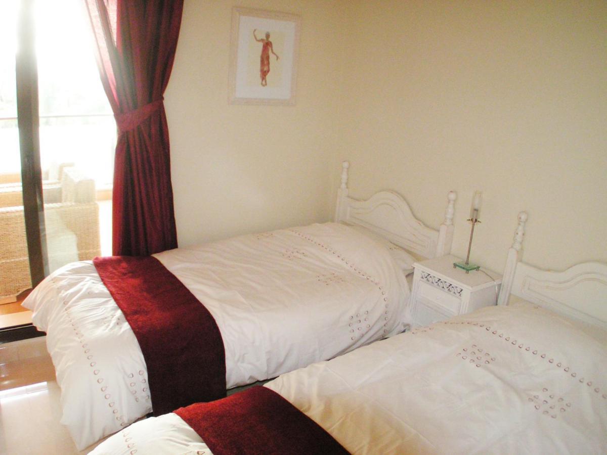 Salinas. Apartment For 4. Terrace/Parking/Pools/Gym/4Mins Beach เอสเตโปนา ภายนอก รูปภาพ