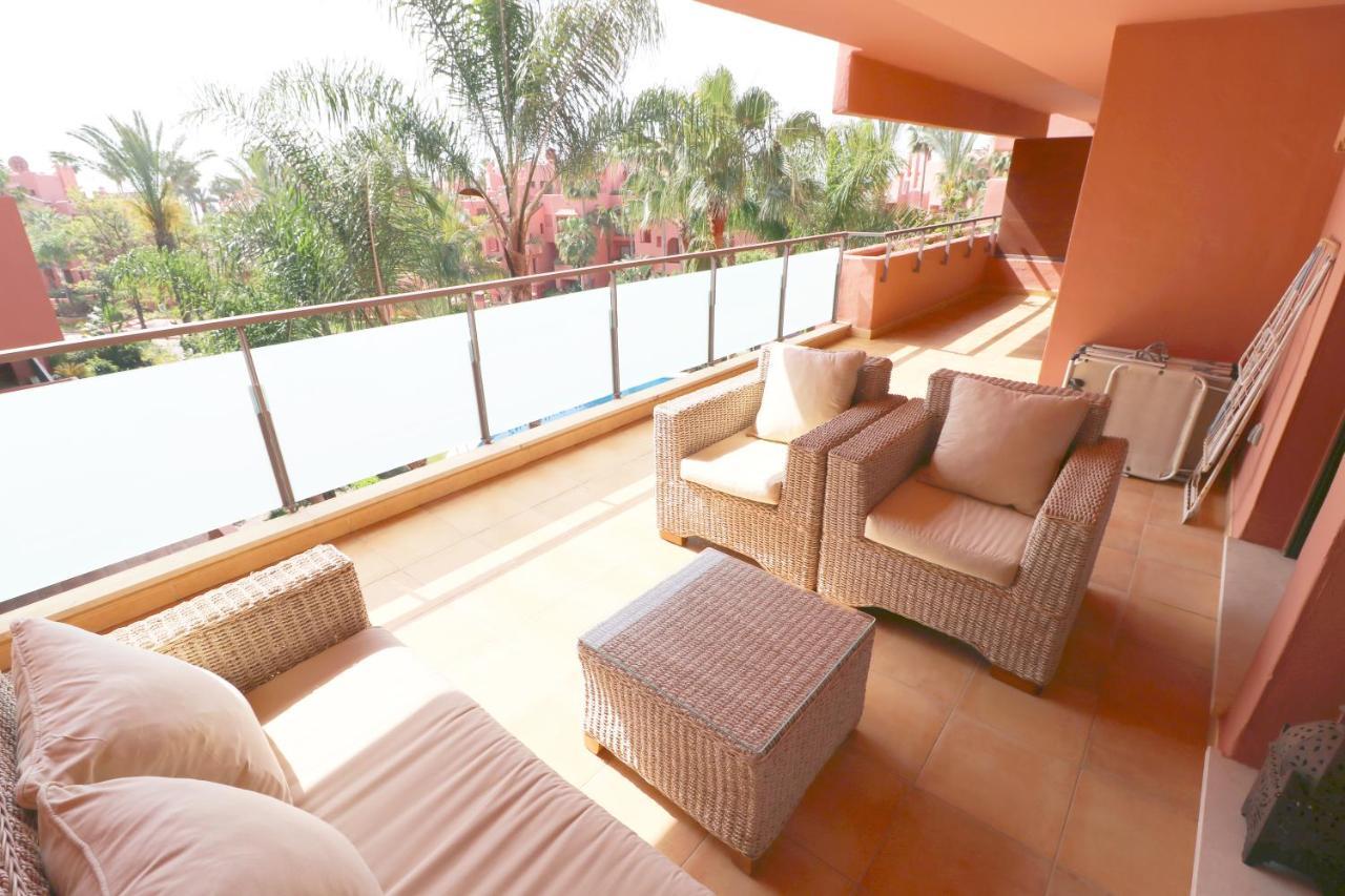Salinas. Apartment For 4. Terrace/Parking/Pools/Gym/4Mins Beach เอสเตโปนา ภายนอก รูปภาพ