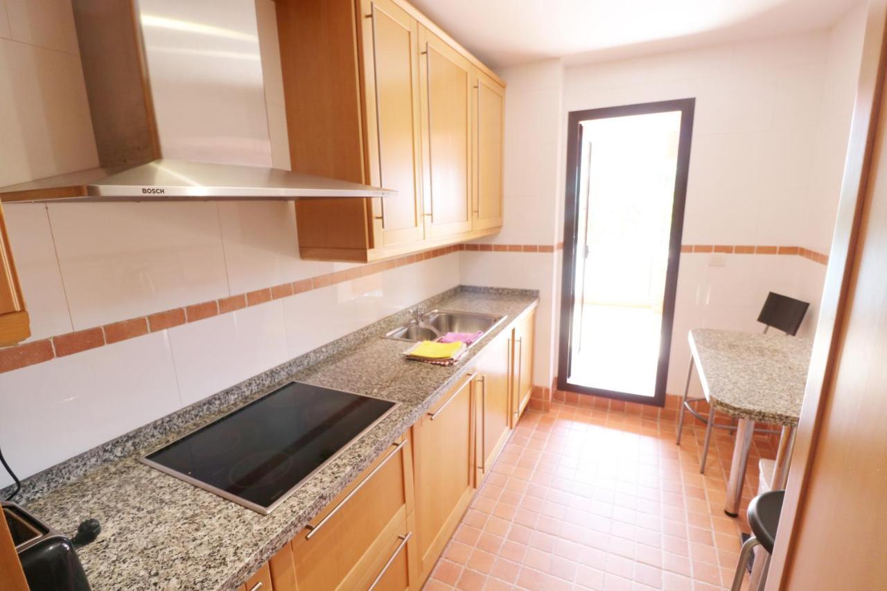 Salinas. Apartment For 4. Terrace/Parking/Pools/Gym/4Mins Beach เอสเตโปนา ภายนอก รูปภาพ