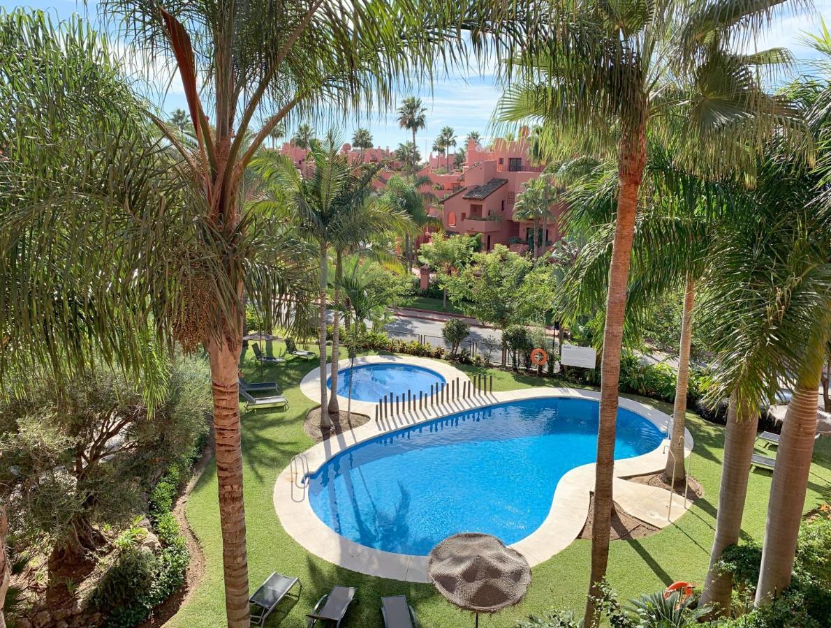 Salinas. Apartment For 4. Terrace/Parking/Pools/Gym/4Mins Beach เอสเตโปนา ภายนอก รูปภาพ